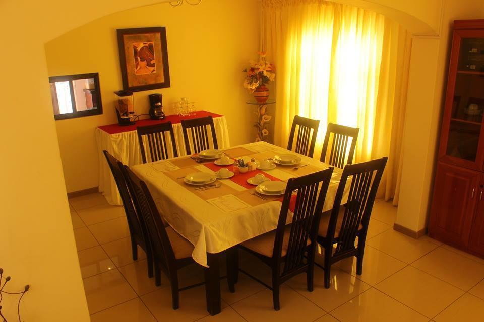Upper Room Guest House فرانسیستوون المظهر الخارجي الصورة